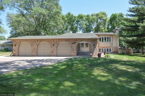 11405 Jonquil St, Minneapolis, MN 55433-3461