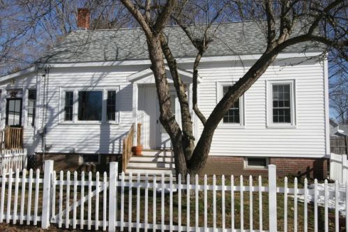 648 Silver St, Portsmouth, NH 03869-5413