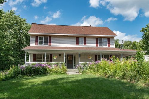 9741 167th Ln, Columbus, MN 55025