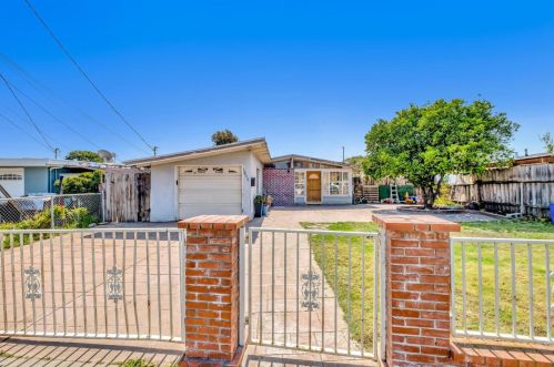 1828 Florida St, Hayward, CA 94545-4706