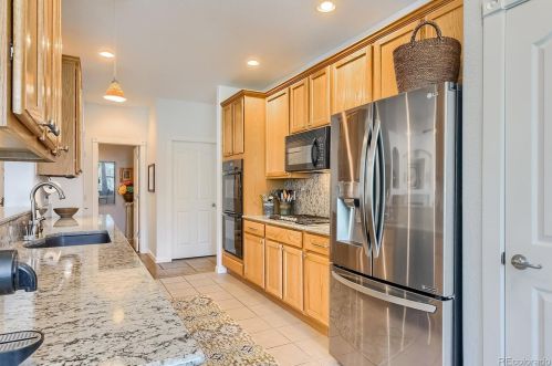 24013 Moraine Pl, Aurora CO 80016-1352 exterior