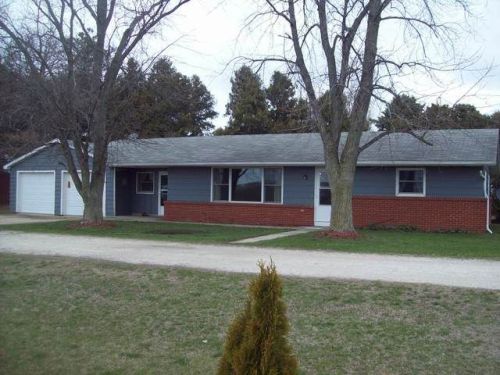177 Atkinson Rd, Normandy, IL 61376-9631