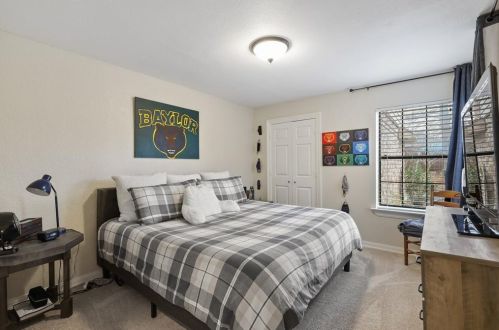 2331 Aberdeen Pl, Carrollton TX 75007-2029 exterior