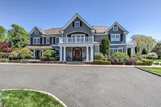 26 Cobb Island Dr, Greenwich CT  06830-7244 exterior