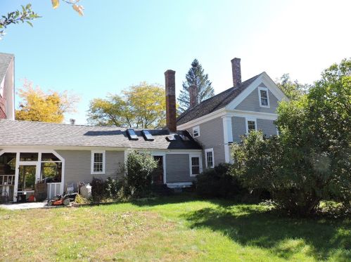 40 Reservoir Dr, Weare, NH 03281-4522