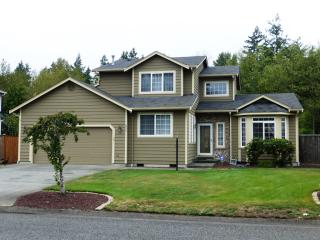 823 125th Street Ct, Tacoma, WA 98445-2984