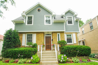 6845 Tripp Ave, Chicago, IL 60629-5745