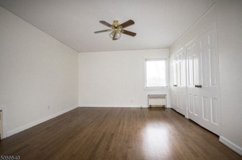 208 Totowa Rd, Paterson NJ 07512-2071 exterior