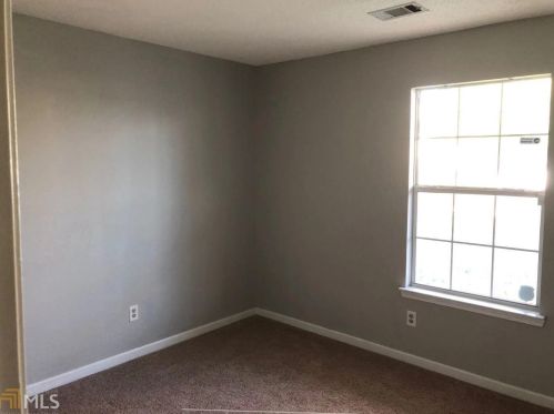 6783 Saganaw Dr, Rex GA  30273-2252 exterior