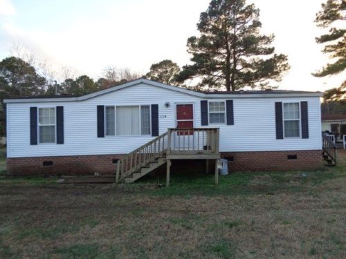 117 Factory St, Winton, NC 27986-9602