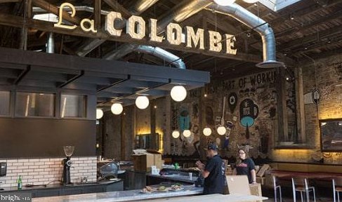 1604 Bodine St, Philadelphia PA 19122-0030 exterior