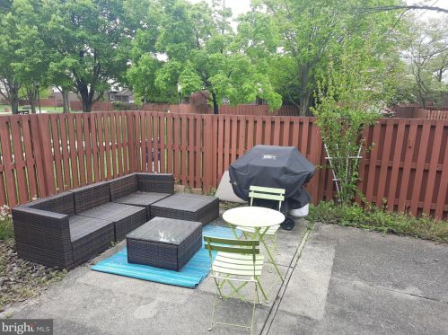 11 Shirley Ln, Trenton NJ 08610 exterior