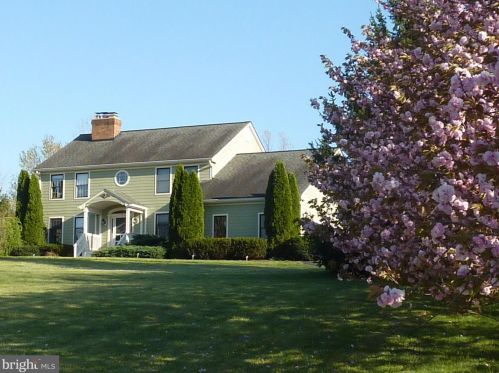 37489 Chappelle Hill Rd, Purcellville, VA 20132-4001
