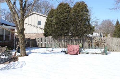 1065 Cherry St, Bannockburn, IL 60015-2703