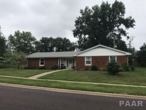 1405 Westgate Rd, Beverly Manor, IL 61571-1232