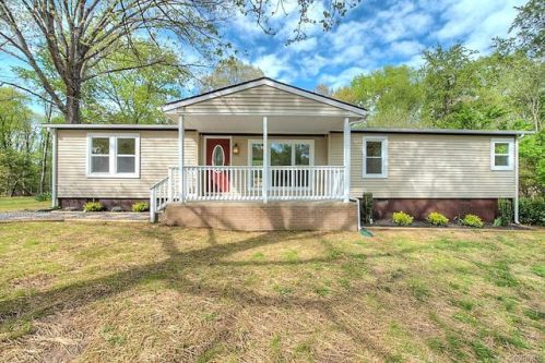 3336 Pleasants Rd, Powhatan, VA 23139-4317