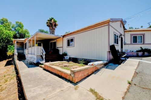 8757 Golden Ridge Rd, Lakeside, CA 92040-5325