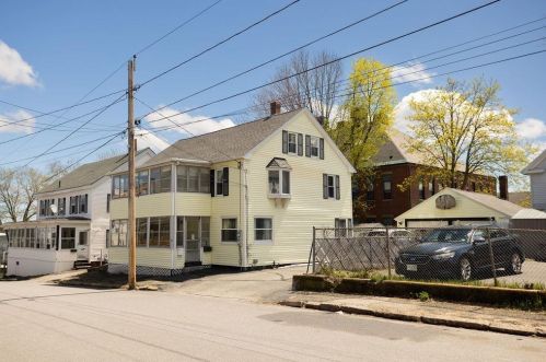 10 Ash St, Somersworth, NH 03878-4411
