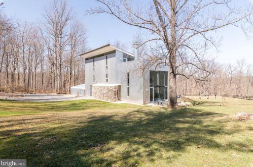 37306 Hunting Hill Ln, Purcellville, VA 20132-4332