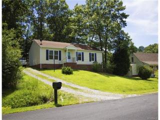 3317 Walnut Cove Ct, Chester, VA 23831-1800