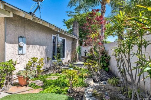 1527 Wakefield Ave, Anaheim CA  92802-3925 exterior