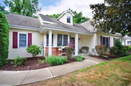 241 Kings Lndg, Windsor, CT 06095-3572