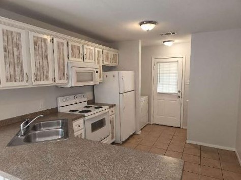 2203 Monroe St, Commerce, TX 75428-3366