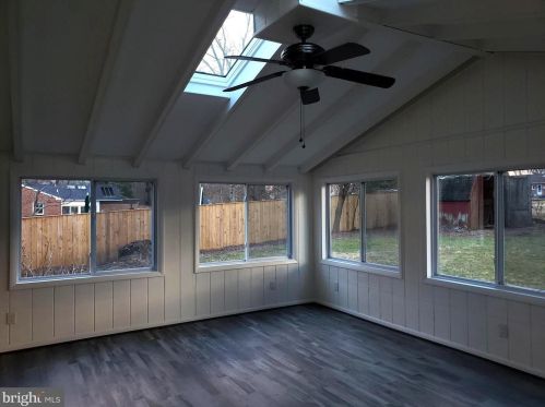 905 Mcneil Ln, Silver Spring MD  20905-4071 exterior