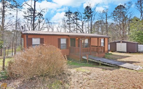 97 Sawyer Ln, Hartwell, GA 30643-3944