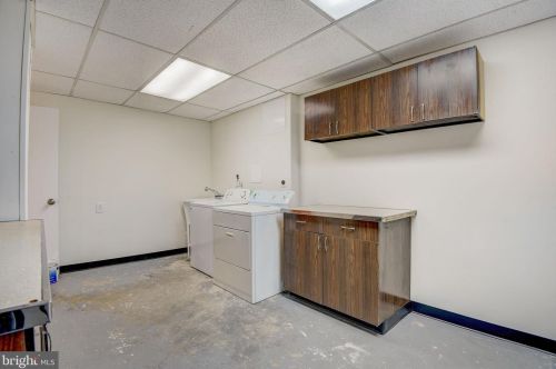 1606 Northcrest Dr, Silver Spring MD 20904-1456 exterior