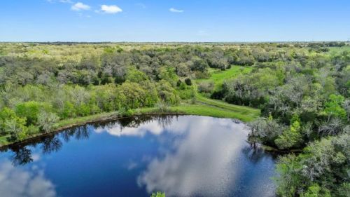 9370 Laird Rd, Round Top, TX 78954-5284