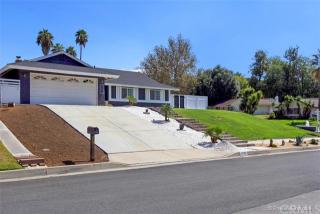 5220 Sebring Dr, Riverside, CA 92509-5233