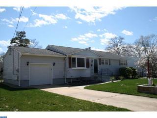 9 Whitman Rd, Trenton, NJ 08619-1433