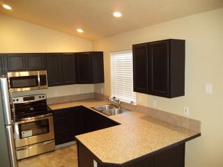 2475 Snyder St, Meridian ID  83642-7621 exterior