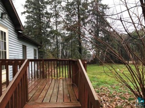 4037 Sandberg Rd, Duluth, MN 55810-9527