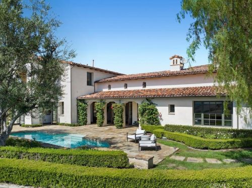 22 Black Falcon, Irvine CA  92603-0420 exterior