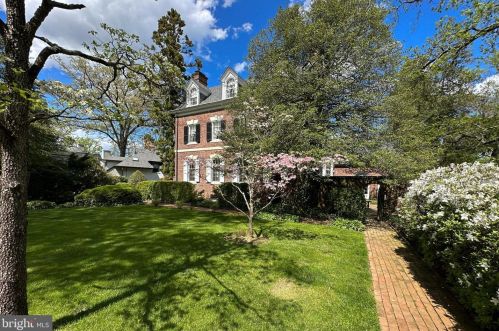 87 Library Pl, Princeton, NJ 08540-3015