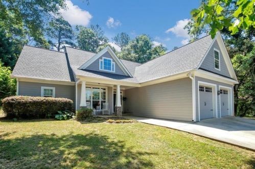 2651 Lake Capri Dr, Conyers GA  30012-2940 exterior