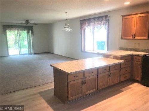 835 Hillcrest Rd, Cedar Mills, MN 55350-1309