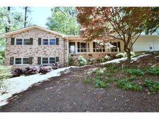 3009 Green Oaks Cir, Atlanta, GA 30345-2633