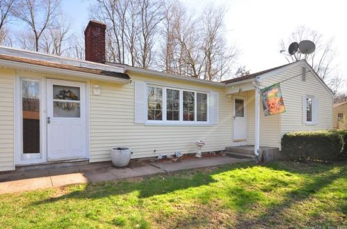 125 Forge Rd, Coventry, CT 06238-1414