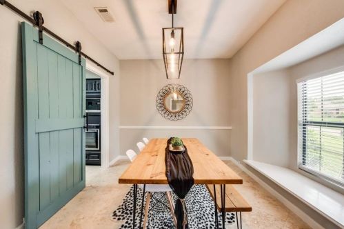 2046 Greenstone Trl, Carrollton TX 75010-4140 exterior