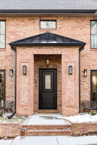 415 Gaylord St, Denver, CO 80209-2728