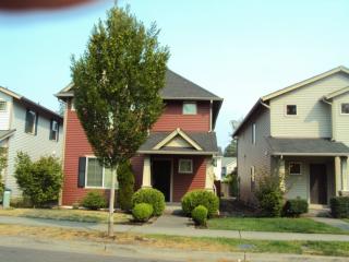 1846 Bobs Hollow Ln, Dupont, WA 98327-7744