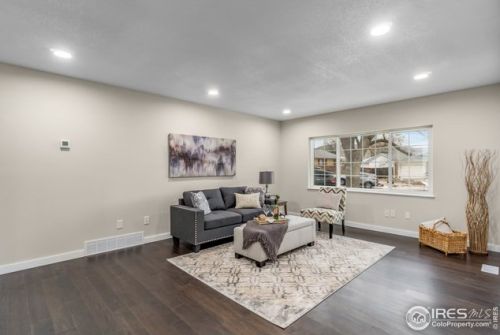 2437 Charolais Dr, Fort Collins, CO 80526-1467