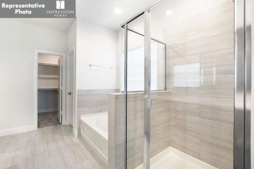 2425 Trickling Crk Dr, Garland TX 75041-2145 exterior