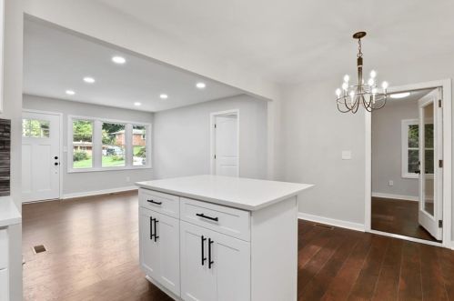 2846 Meadowview Dr, Atlanta GA  30316-4358 exterior