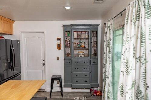 11568 Freedom Trl, Riverside CA  92503-5066 exterior