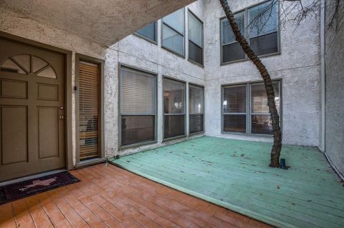9810 Amberton Pkwy, Dallas, TX 75243-2016