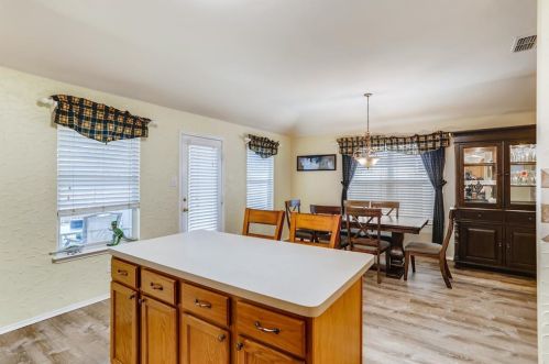 324 Memory Dr, Fort Worth TX  76108-3843 exterior